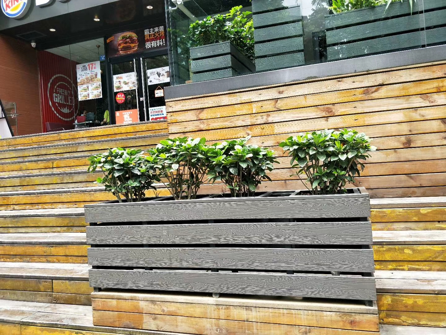 陽江室內(nèi)鐵藝花箱